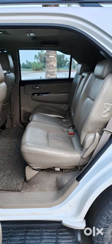 Toyota Fortuner 3.0 Ltd, 2015, Diesel