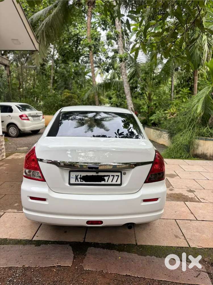 Maruti Suzuki Swift Dzire Tour 2012 Diesel 177000 Km Driven