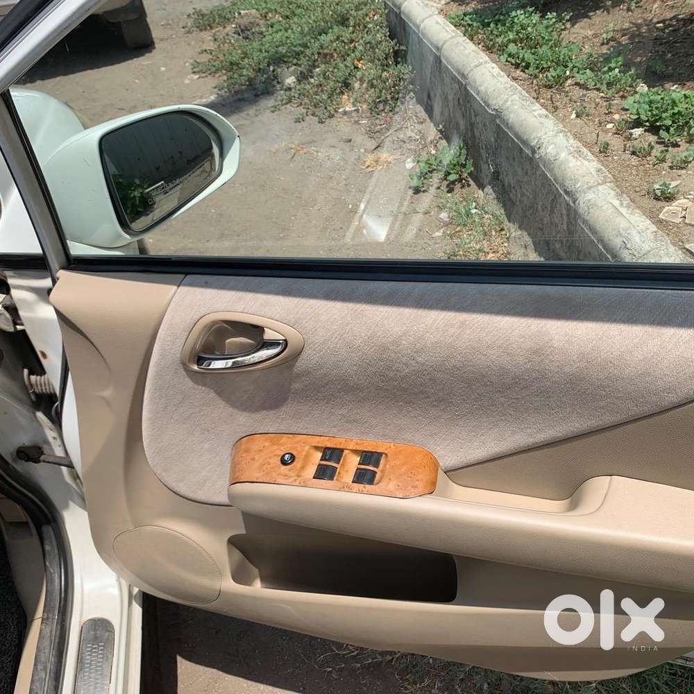 Car Condition Is Too Good.  Engine Is Very Slilent. And Smooth Driving