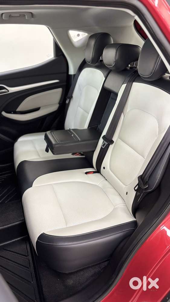Mg Astor 1.5 Sharp(o) Cvt Ivory, 2024, Petrol