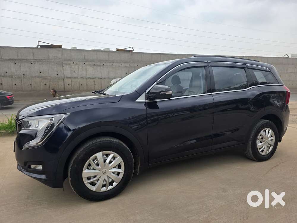 Mahindra Xuv700, 2023, Petrol