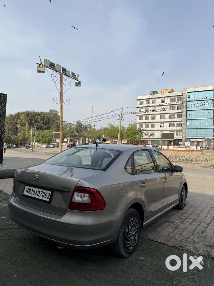 Skoda Rapid, 2013, Petrol