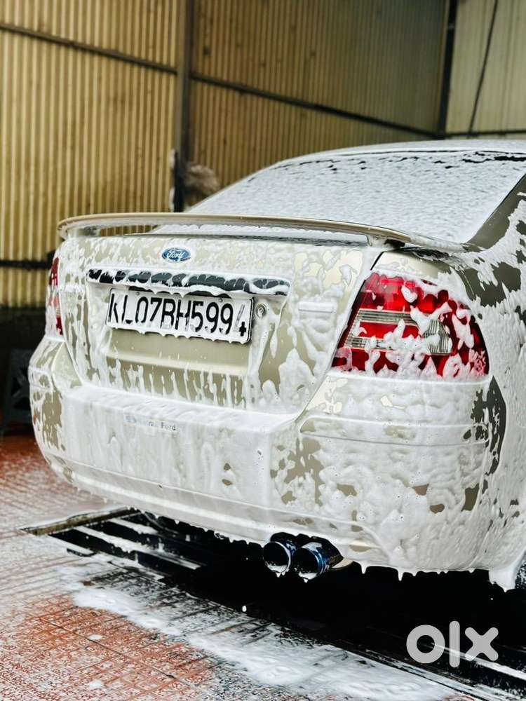 Key Use To Unlock Car Door