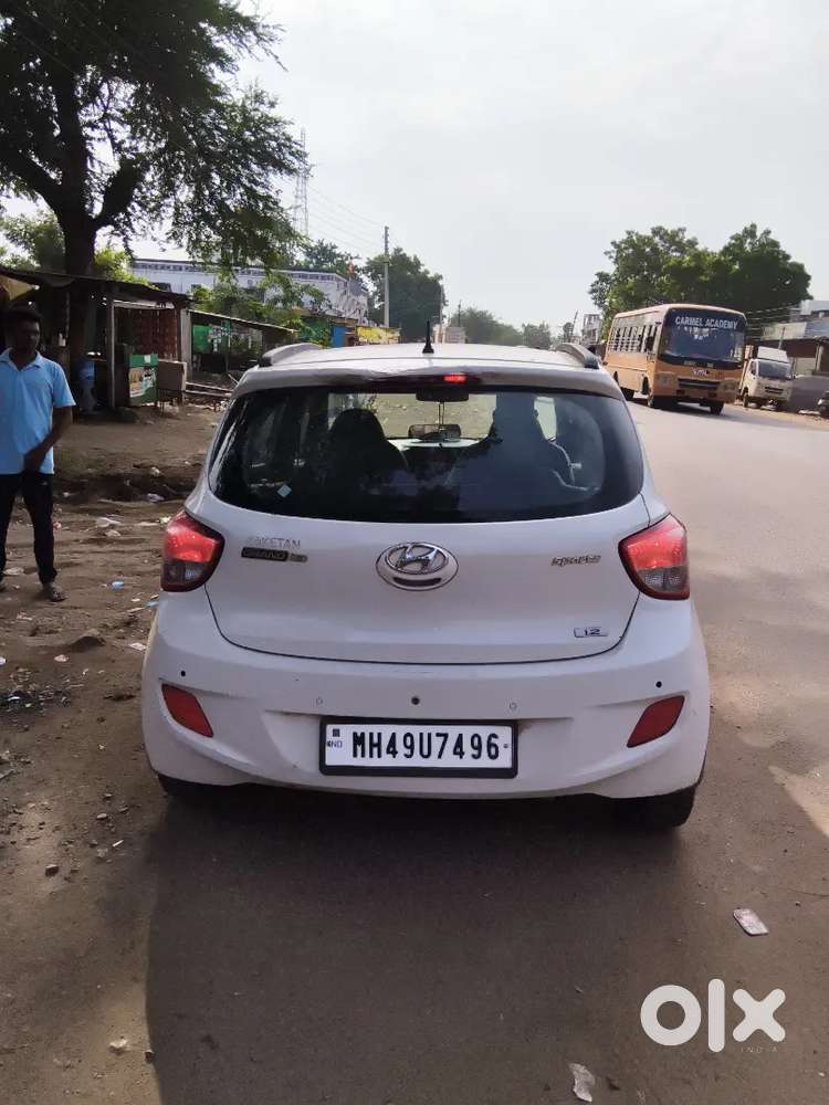 Hyundai I10 Sportz 2015