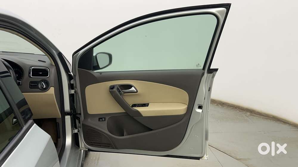 Volkswagen Vento Petrol Highline At, 2022, Petrol