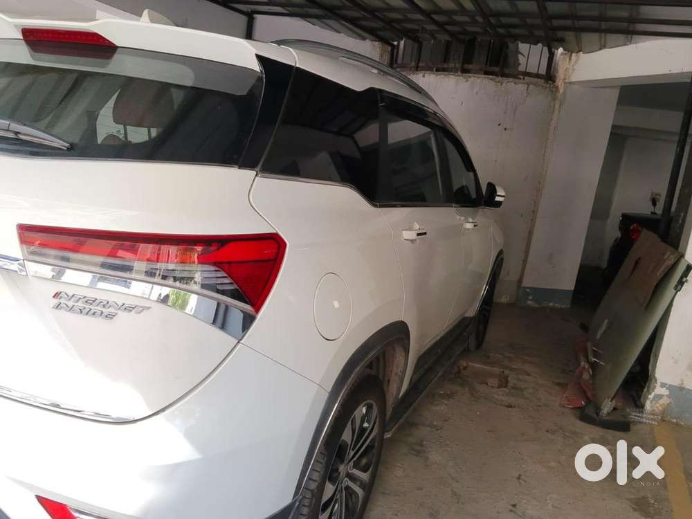 Mg Hector Plus 2022 Petrol Well Maintained