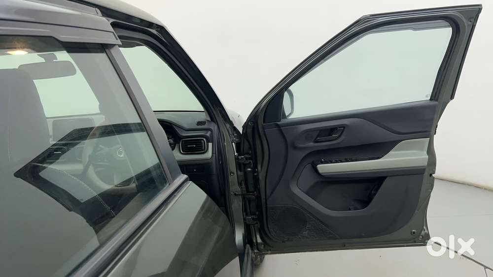 Tata Punch 1.2 Revotron Accomplished Camo Amt, 2022, Petrol
