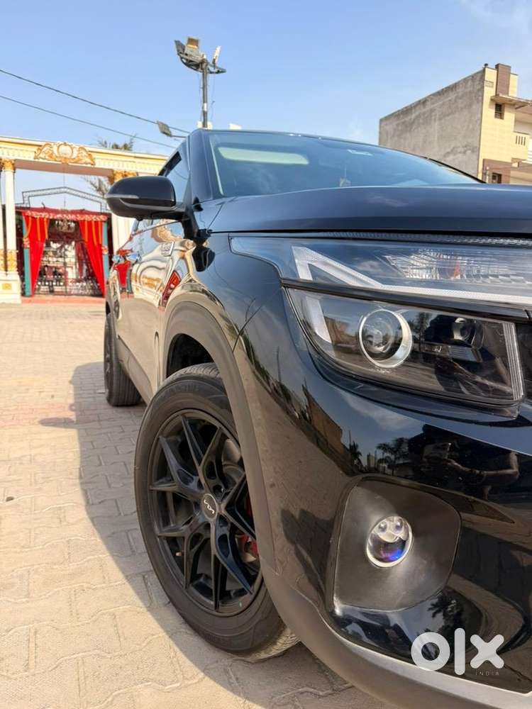 Kia Seltos 2025 Petrol Panaroic Sunroof