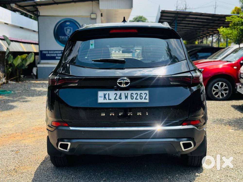 Tata Safari 2.0 Xza Plus 6 S Dark Edition, 2023, Diesel