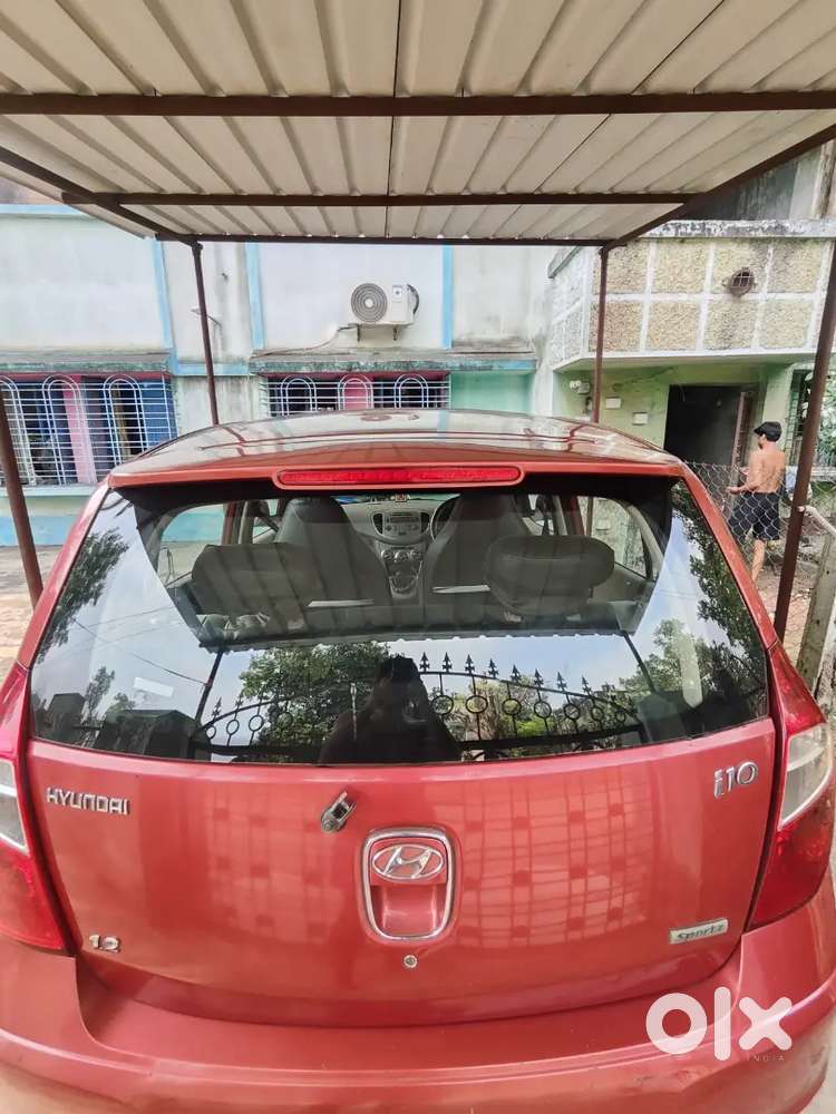 I 10 Sportz 
All Documents Updated Till 2031
Good Condition 
New Tyres