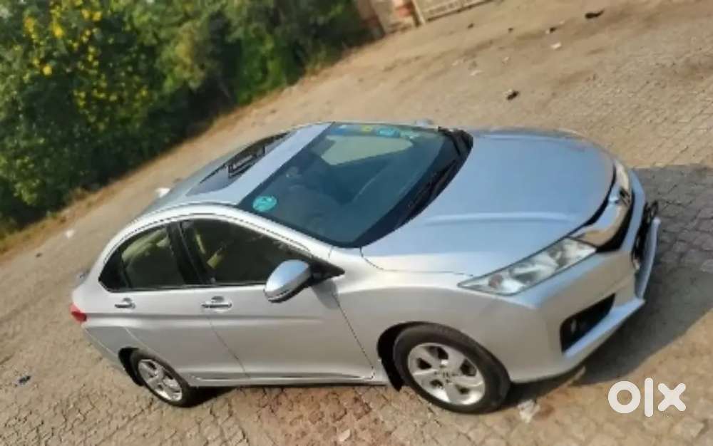 Sunroof Diesel Top Model Push Button Start
