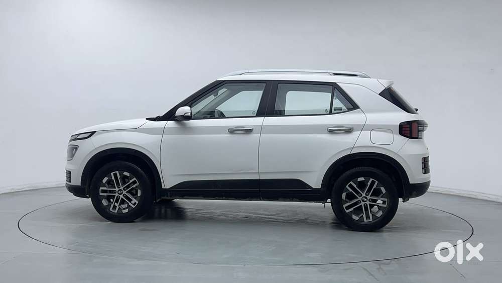 Hyundai Venue 1.0 Sx (o) Turbo Dct, 2023, Petrol
