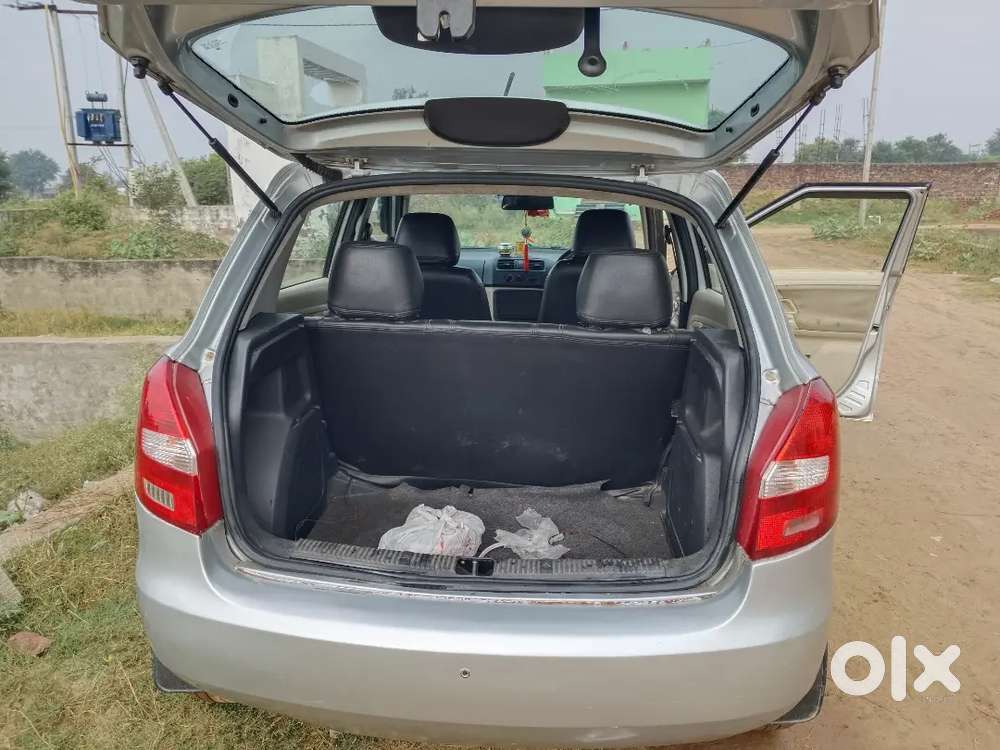 Skoda Fabia 2014 Diesel 65000 Km Driven