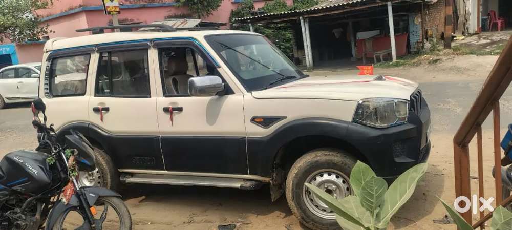 Mahindra Scorpio Diesel 2015
