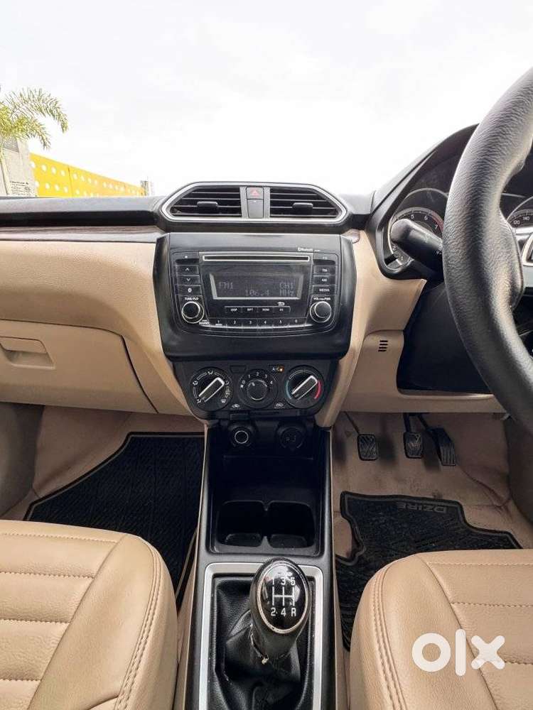 Maruti Suzuki Swift Dzire Vxi Optional, 2020, Petrol