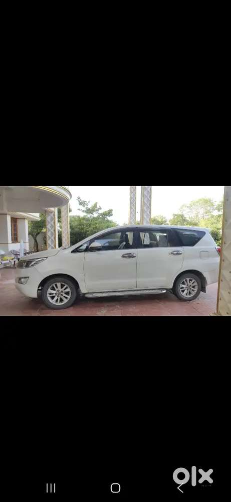 Toyota Innova Crysta 2.4 V 2017 Diesel
