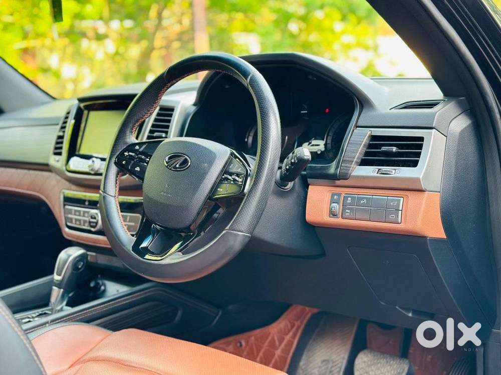 Mahindra Alturas G4 4x2 At, 2022, Diesel