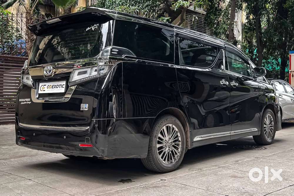 Toyota Vellfire 2.5 Hybrid, 2022, Petrol
