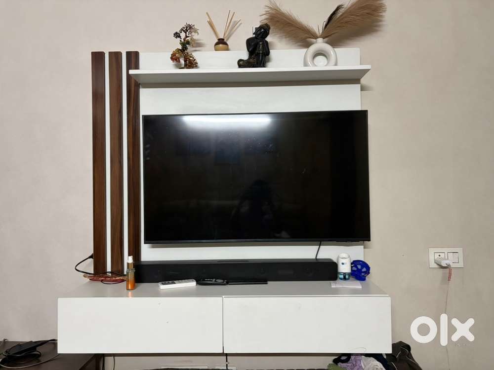 Tv cabinet