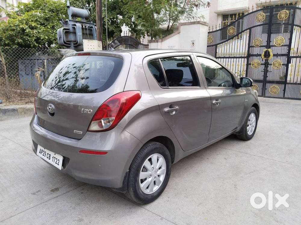 Hyundai I20 Sportz 1.2 Bs-iv, 2013, Petrol