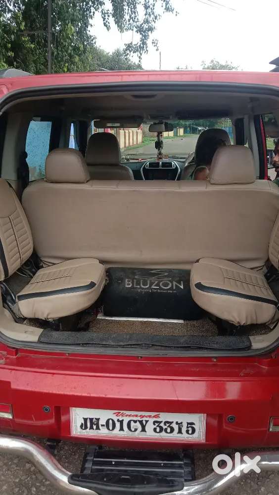 Mahindra Tuv 300 2018
