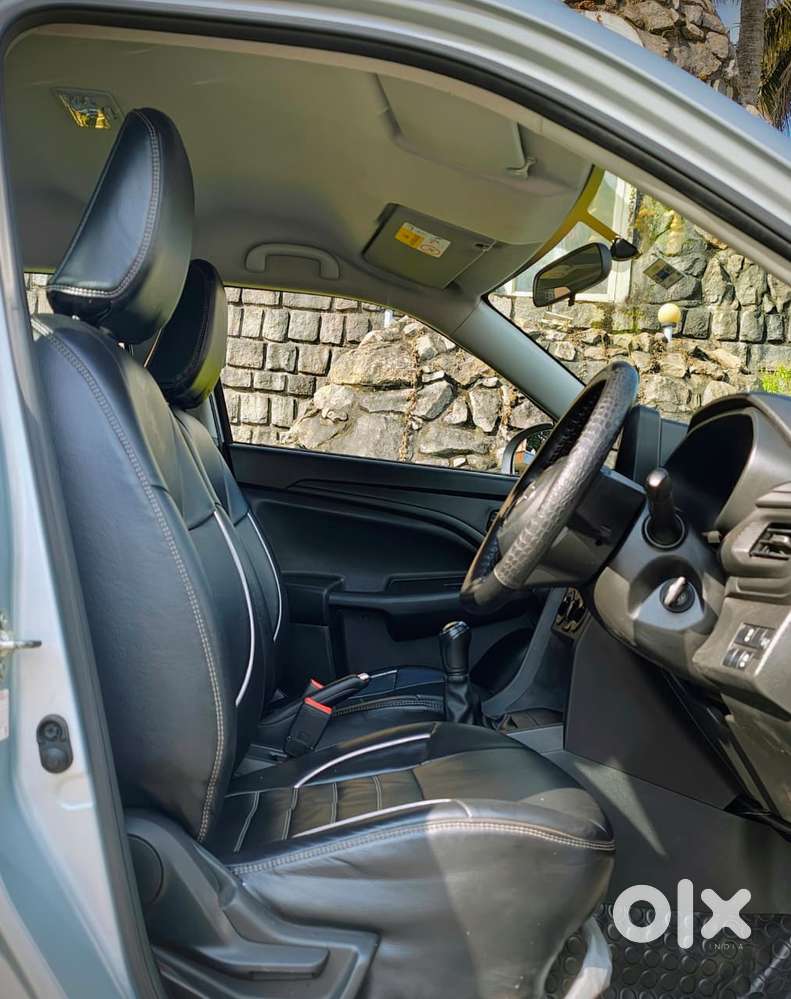 Maruti Suzuki Brezza 1.5 Lxi Smart Hybrid, 2023, Petrol