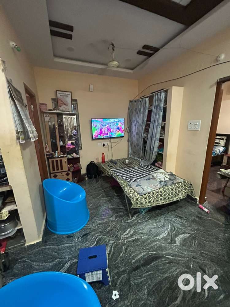 To-Let/Kukatpally/1BHK/Family or girls-3 only/15k(with maintenance