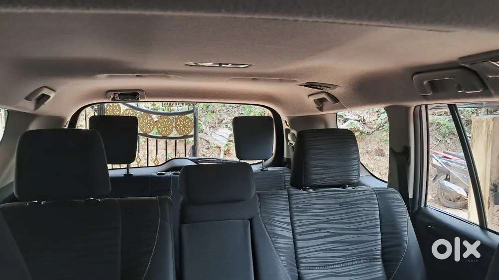 Toyota Innova Crysta 2017 Diesel 86000 Km Driven