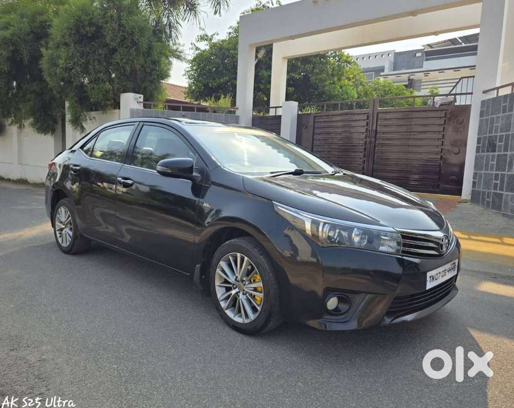 Toyota Corolla Altis 2010-2013 Gl, 2015, Petrol