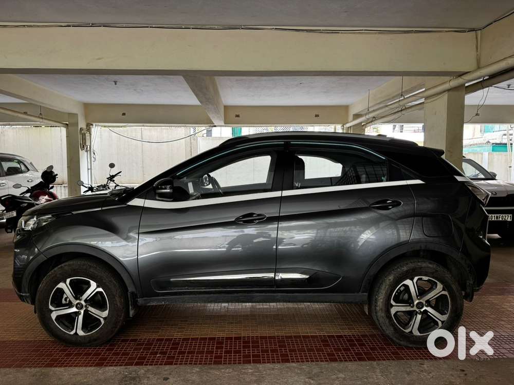 Tata Nexon Petrol 2023 Xza+ Amt