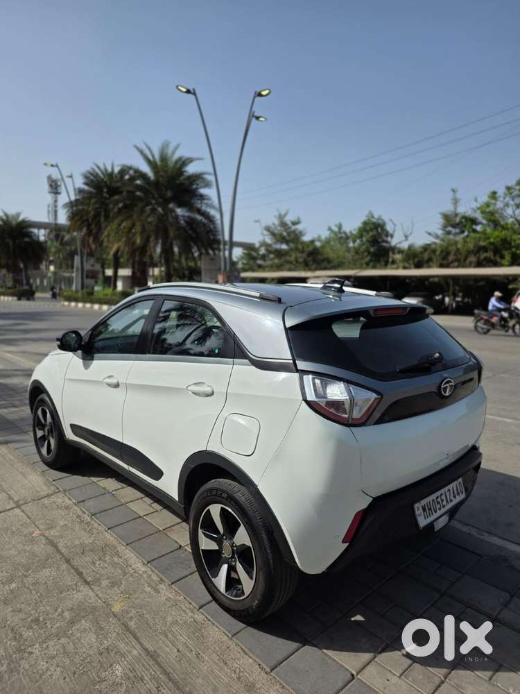 Tata Nexon 1.2 Revotron Xza Plus Dualtone, 2019, Petrol