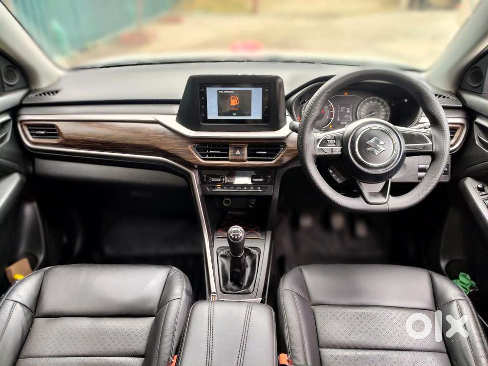 Maruti Suzuki Brezza 1.5 Vxi Smart Hybrid, 2024, Petrol