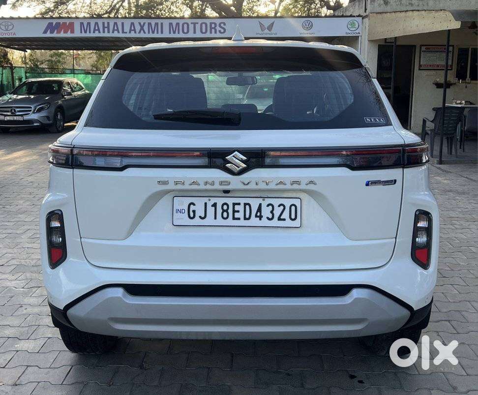 Maruti Suzuki Grand Vitara 1.5 Zeta Smart Hybrid At, 2024, Petrol