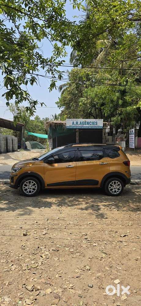 Renault Triber 2022 Petrol Well Maintained