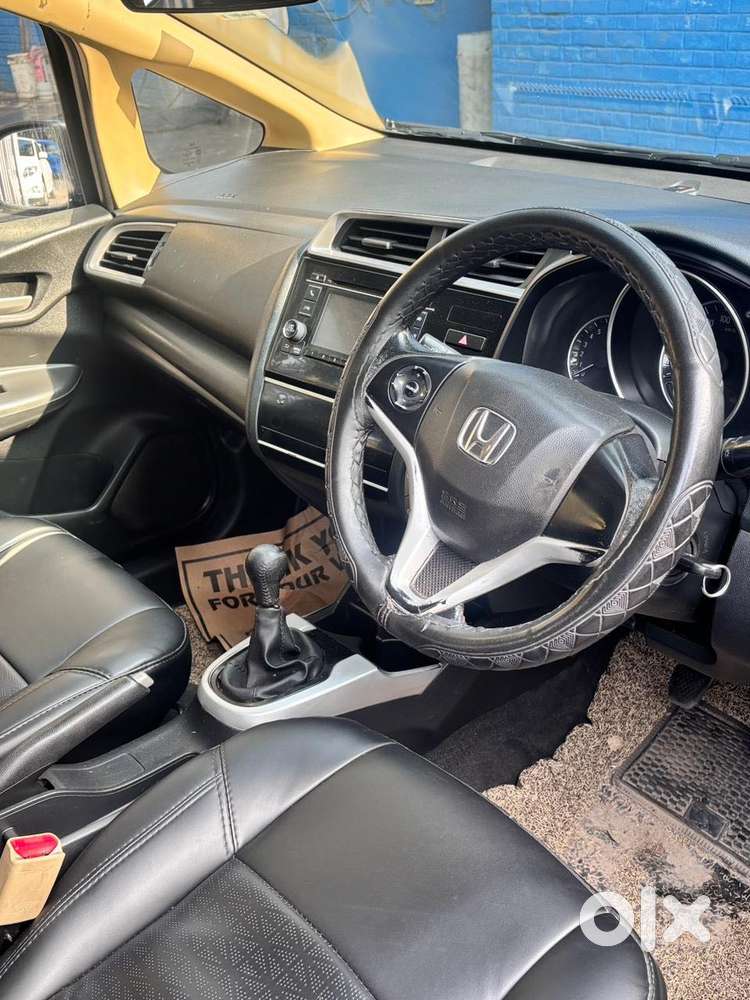 Honda Jazz V Mt Privilege, 2017, Petrol