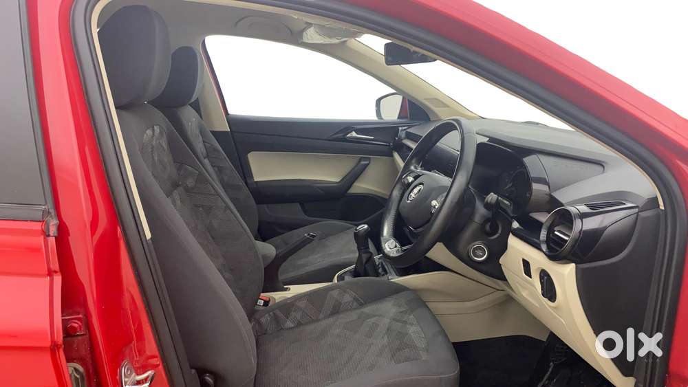 Skoda Slavia 1.0 Ambition Tsi, 2022, Petrol