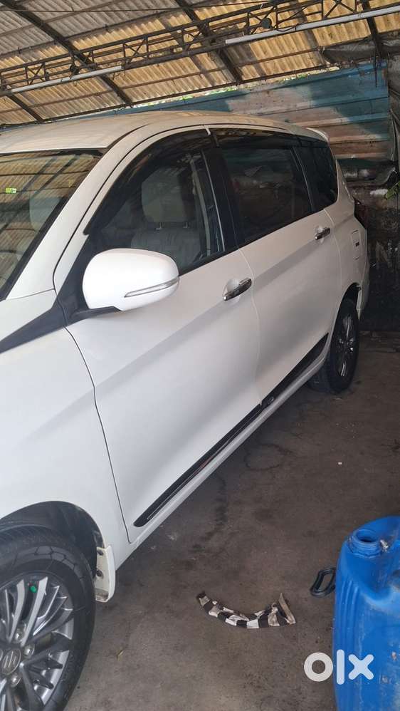 Maruti Suzuki Ertiga 2019, Smart Hybrid Full Option