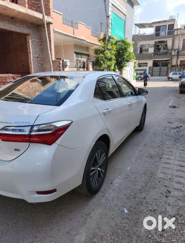 Toyota Corolla Altis 2017