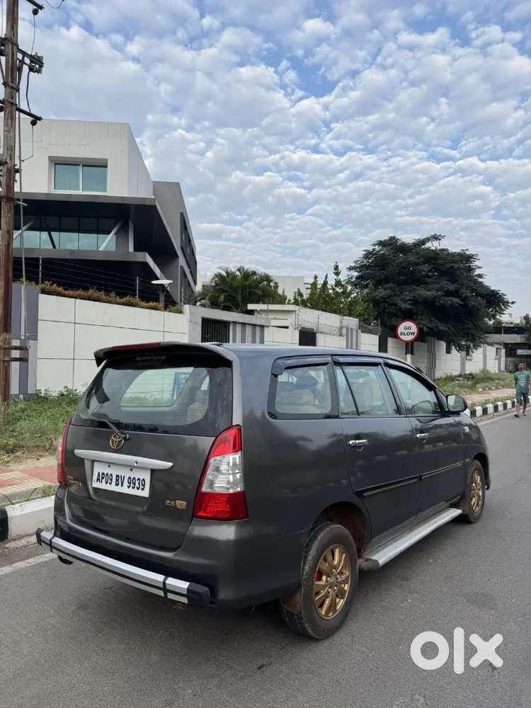 Toyota Innova V Version 2009 Petrol