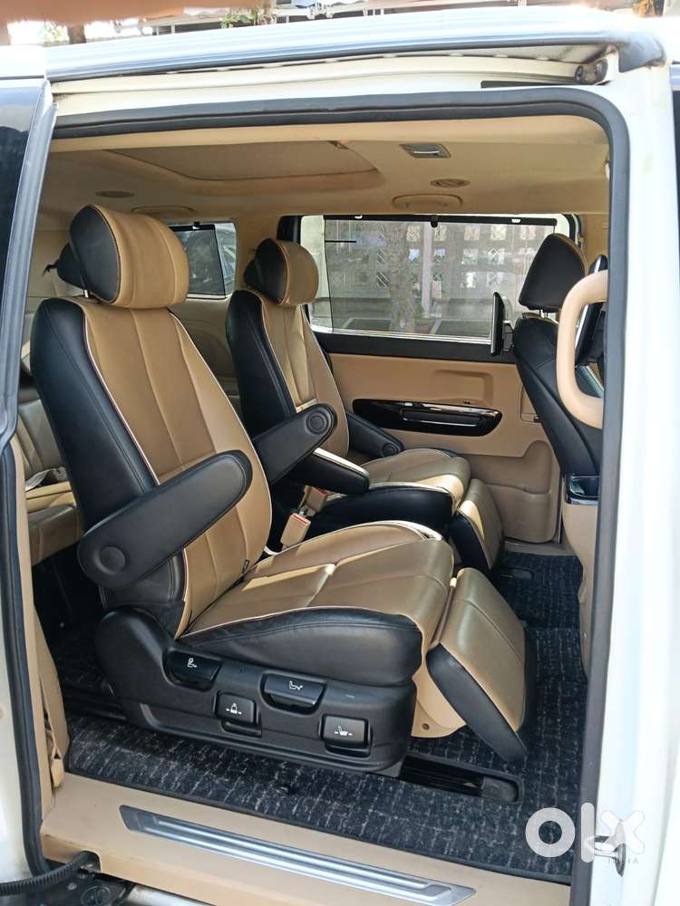 Kia Carnival Limousine, 2020