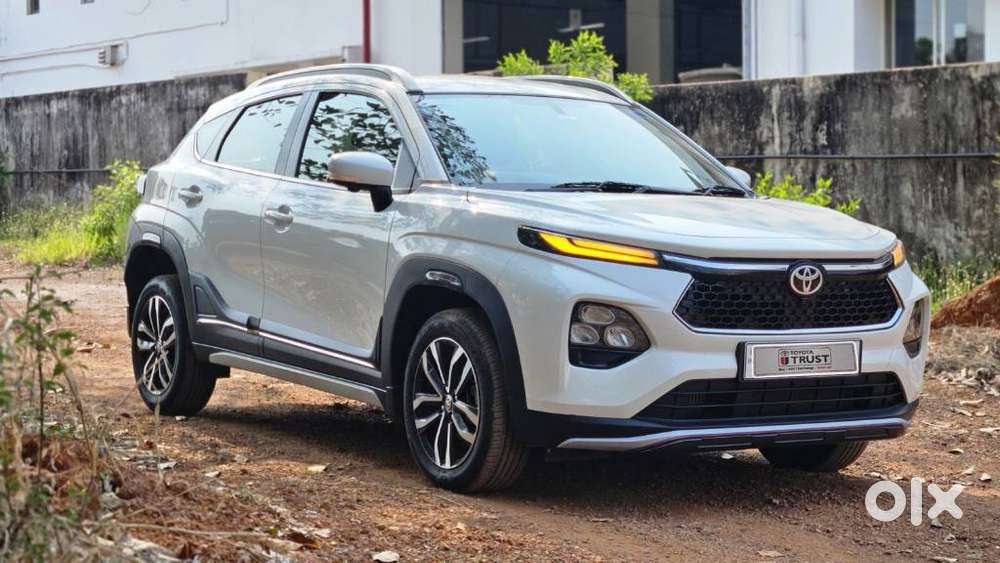 Toyota Urban Cruiser Taisor V 1.0 Petrol At, 2024, Petrol