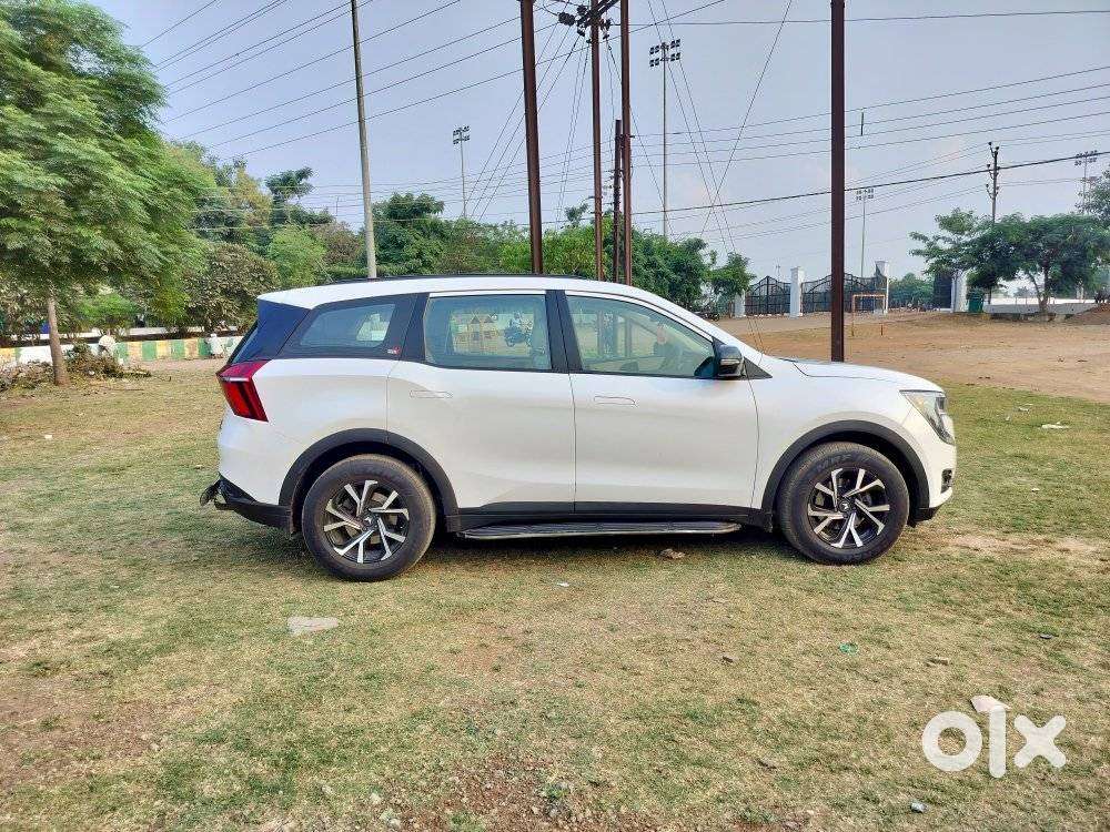 Mahindra Xuv700 2.2 Mx Diesel Mt 5 Str, 2024, Diesel