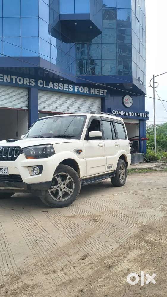 Mahindra Scorpio S10 2018 Diesel
Less Driven 98000 Km Driven
Top Model