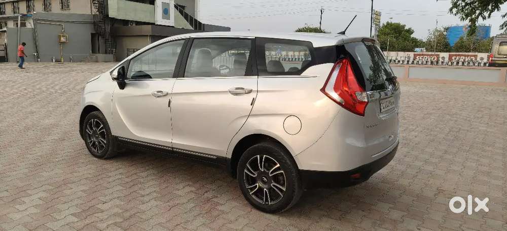 Mahindra Marazzo Diesel 2019