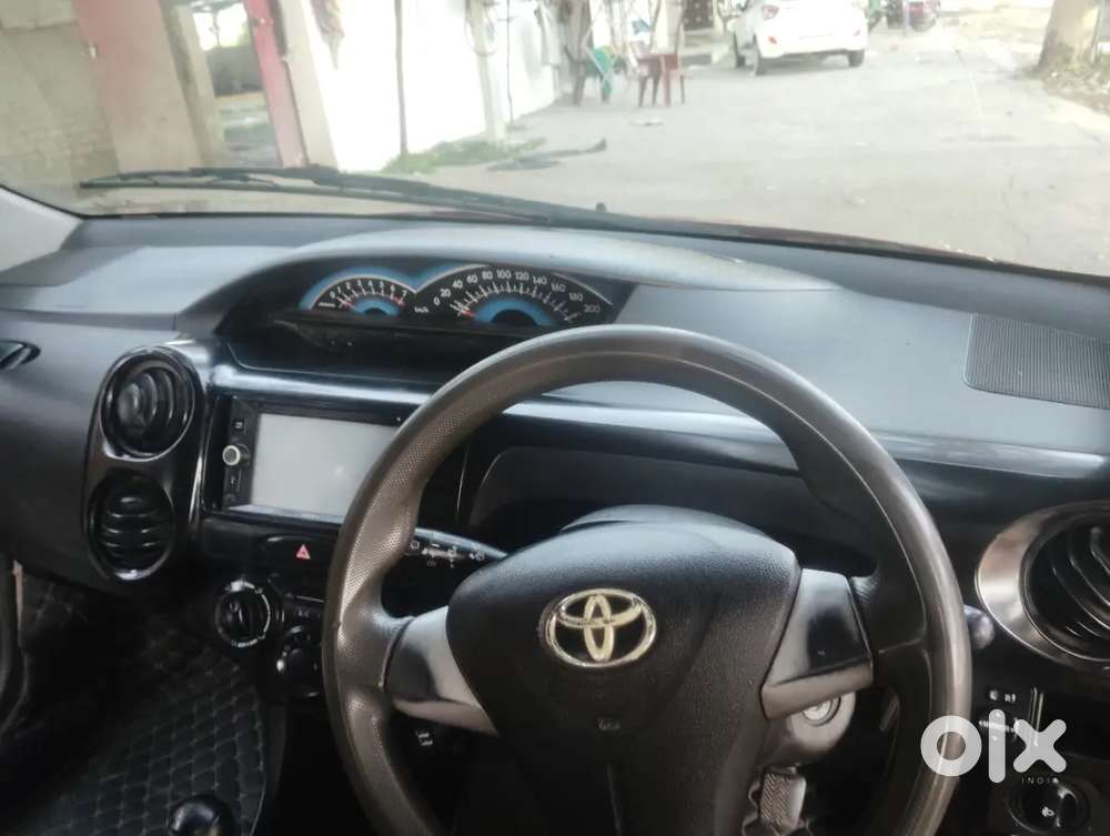 Toyota Etios Cross 2015 Petrol 65000 Km Driven