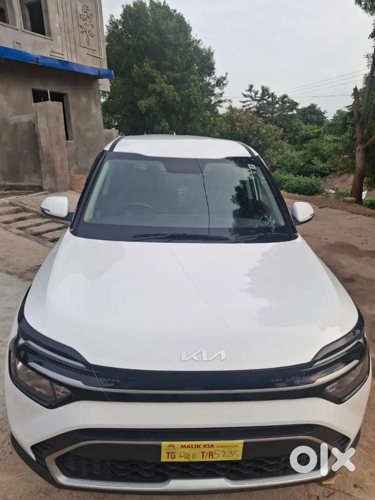 Kia Carens 2025 Diesel 14000 Km Driven