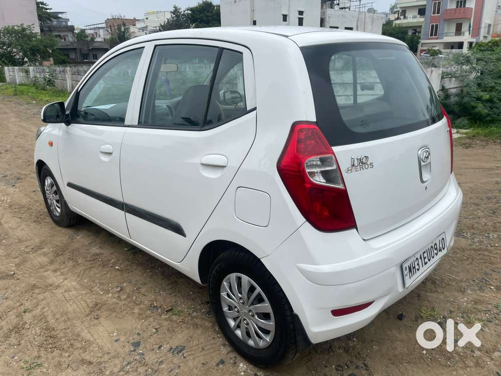 Hyundai I10 Sportz, 2015, Petrol