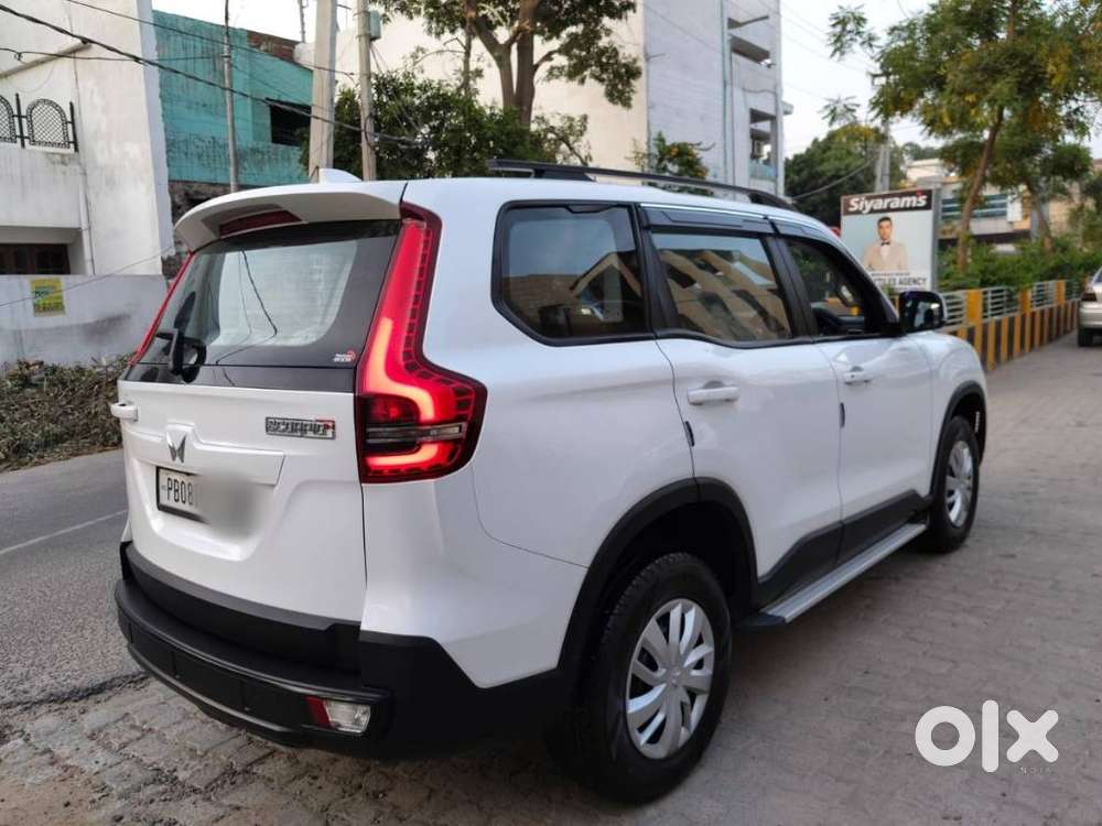 Mahindra Scorpio N Z4 Petrol Mt 7 Str, 2024, Petrol