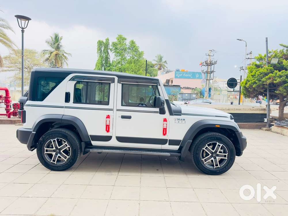 Mahindra Thar Roxx Ax5l Rwd Diesel At, 2025, Diesel
