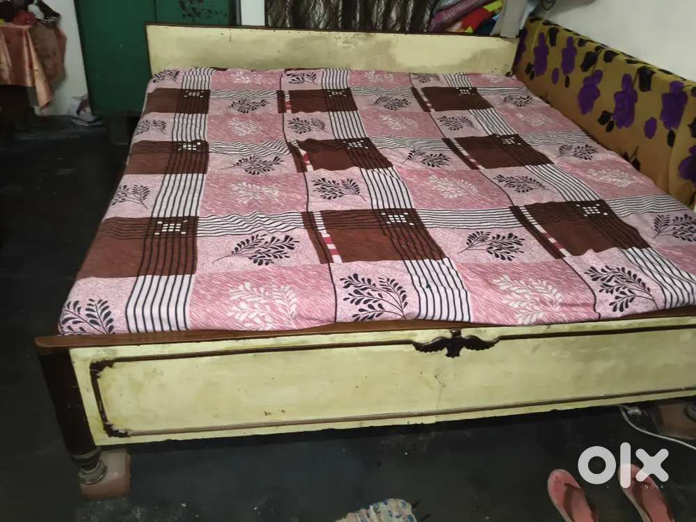Double Bed